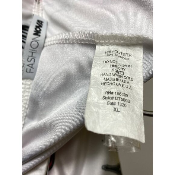 Fashion Nova White Strapless Romper W/ Fun Lipstick & Eye Print Sexy Bodycon XL - Picture 3 of 3